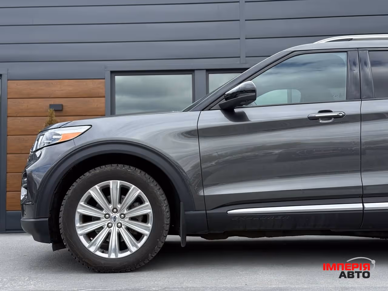 Ford Explorer - фото 8