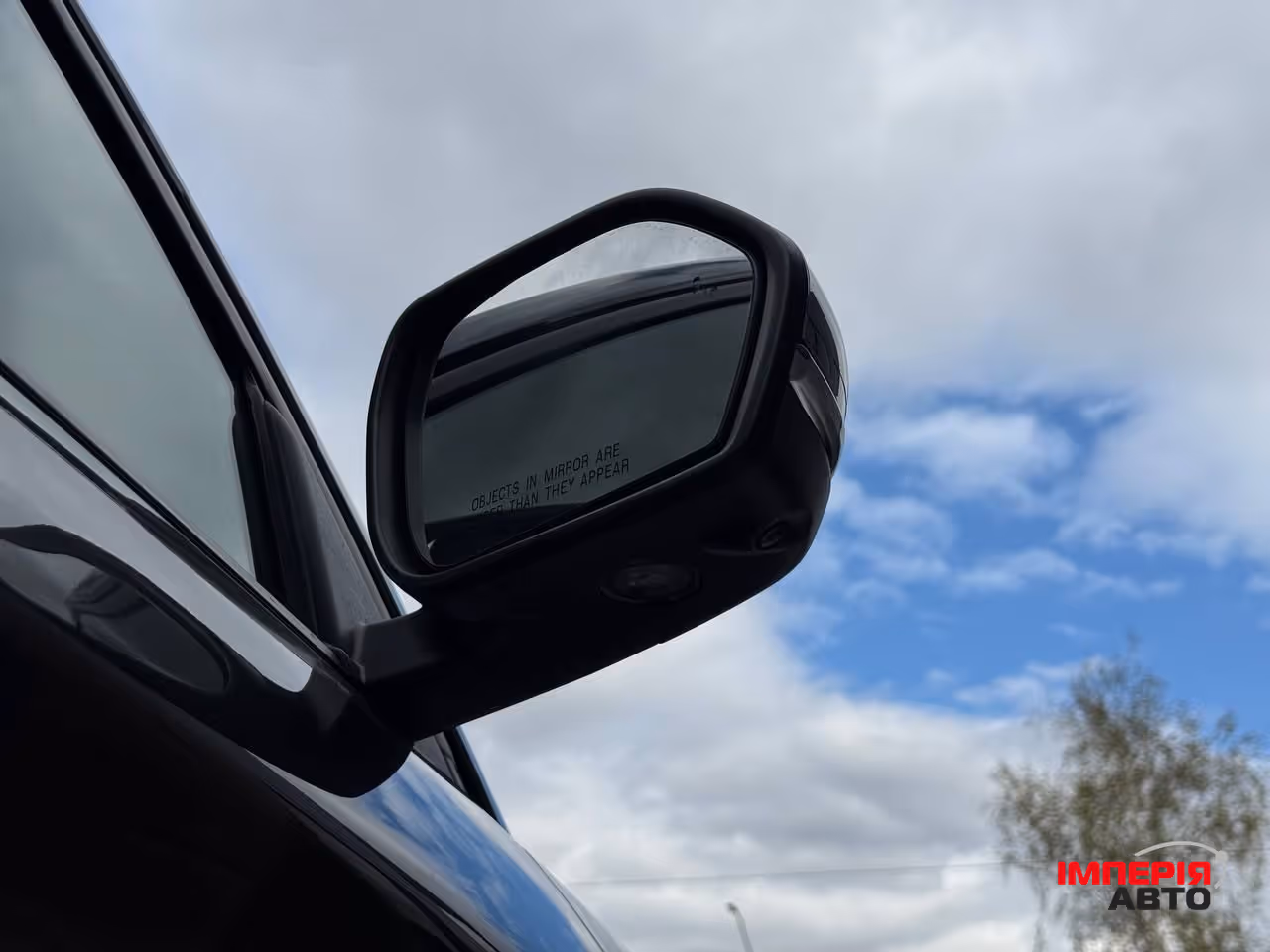 Ford Explorer - фото 16