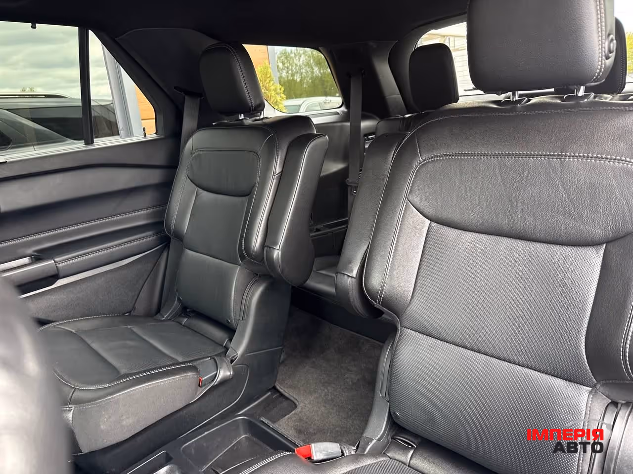 Ford Explorer - фото 48