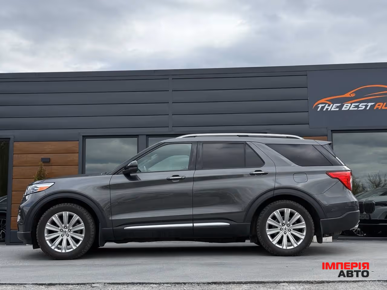 Ford Explorer - фото 7