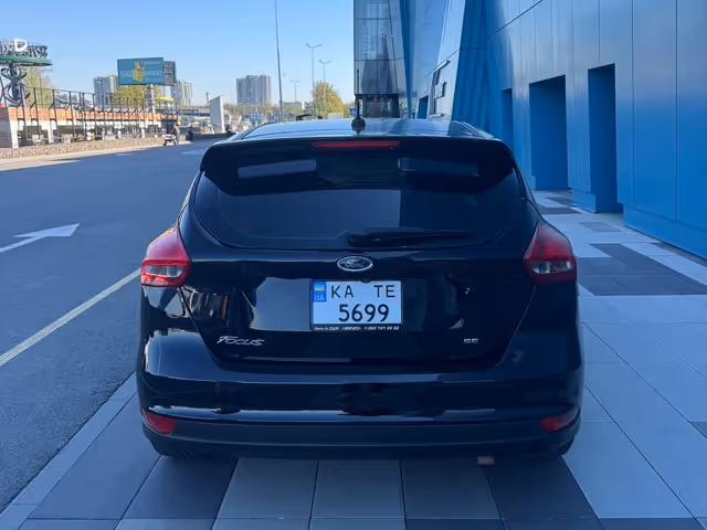 Ford Focus - фото 4