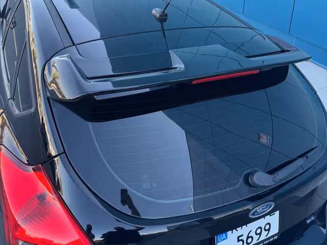 Ford Focus - фото 5