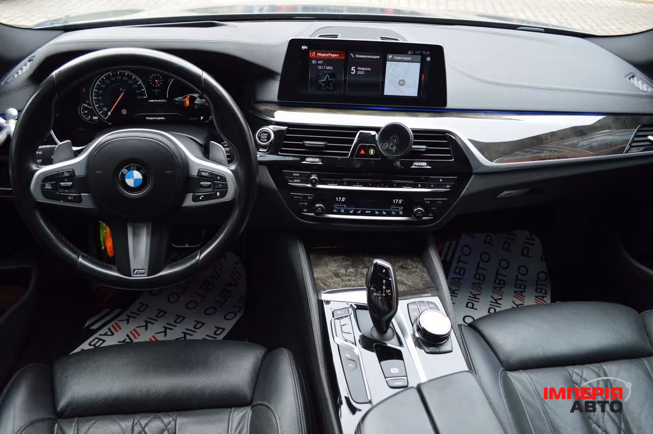 BMW M5 - фото 8