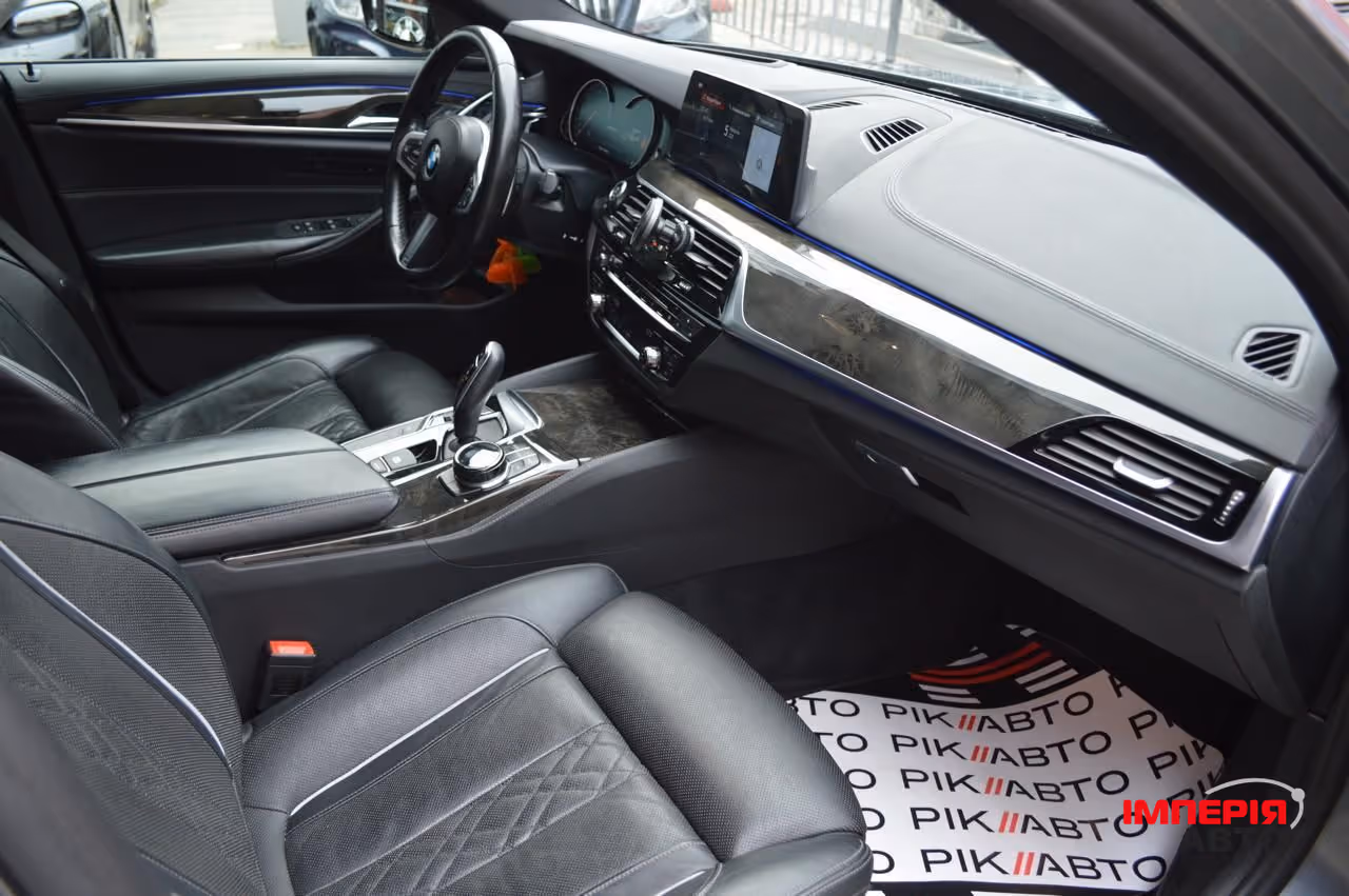 BMW M5 - фото 10