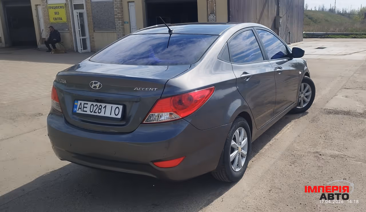 Hyundai Accent - фото 4