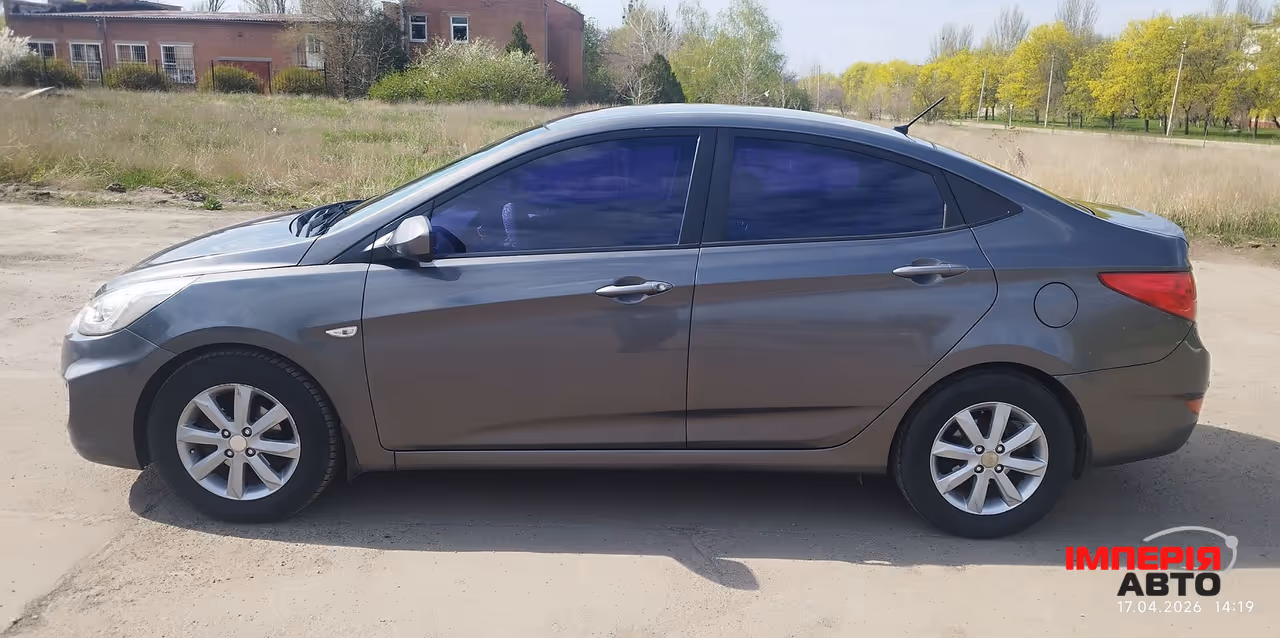 Hyundai Accent - фото 6