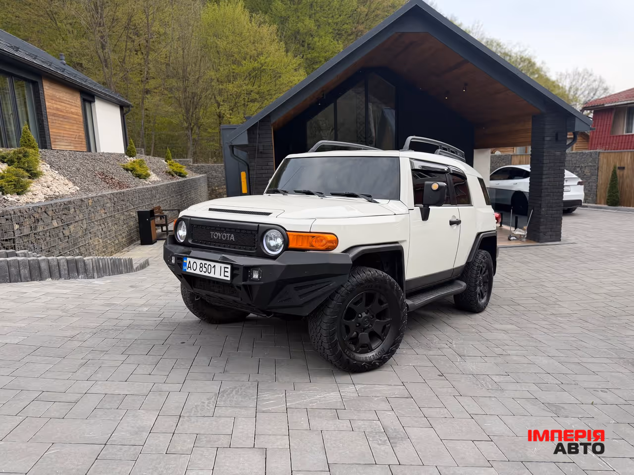 Toyota FJ Cruiser - фото 1