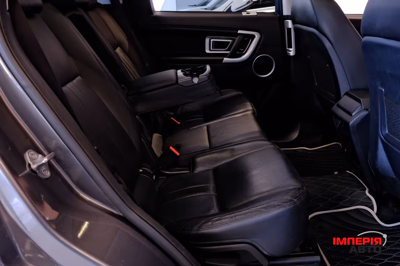Land Rover Discovery Sport - фото 9