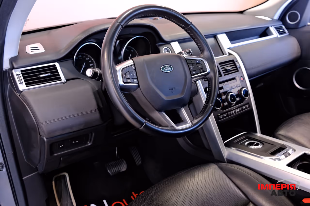 Land Rover Discovery Sport - фото 7