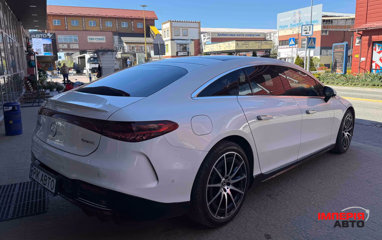 Mercedes-Benz EQS - фото 6