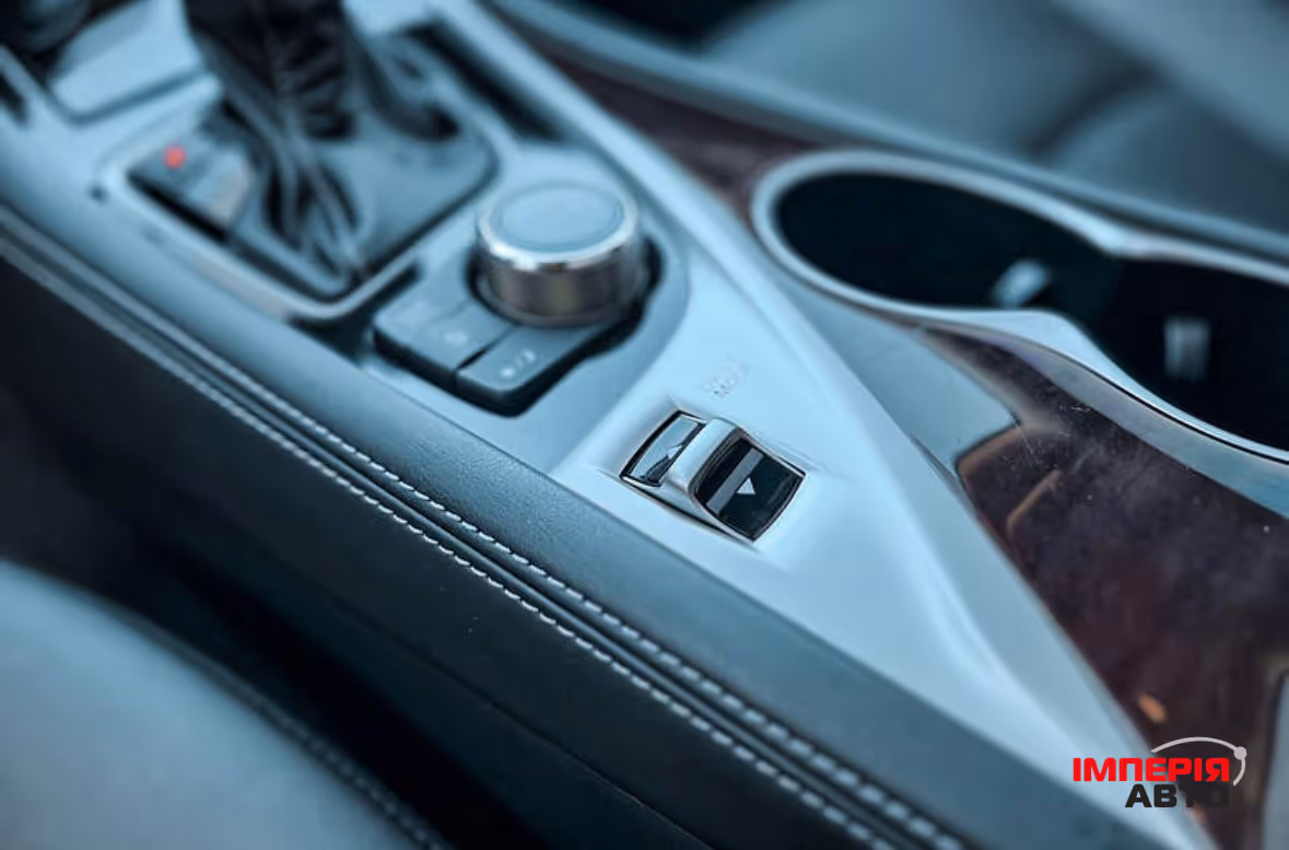 Infiniti Q50 - фото 8