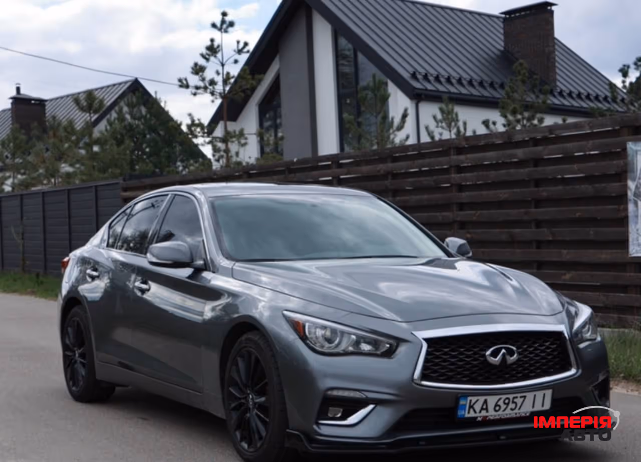 Infiniti Q50 - фото 1