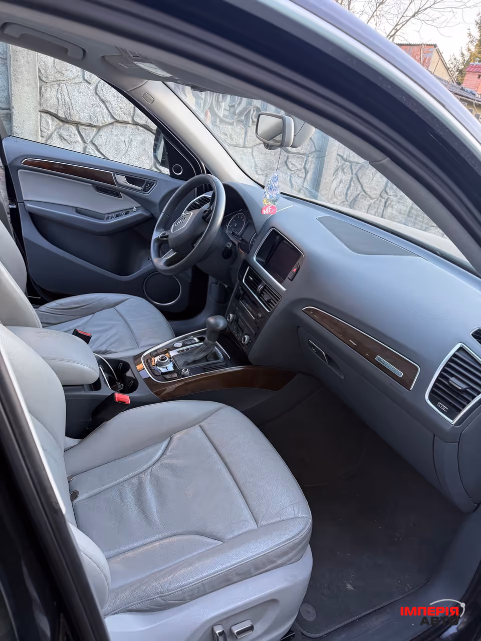 Audi Q5 - фото 8