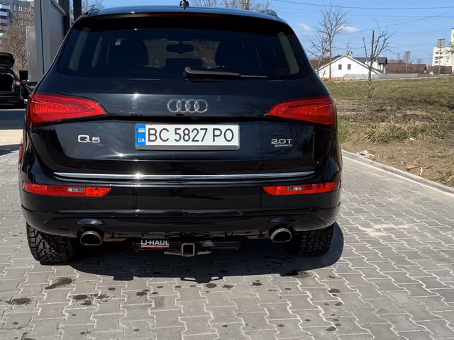Audi Q5 - фото 5