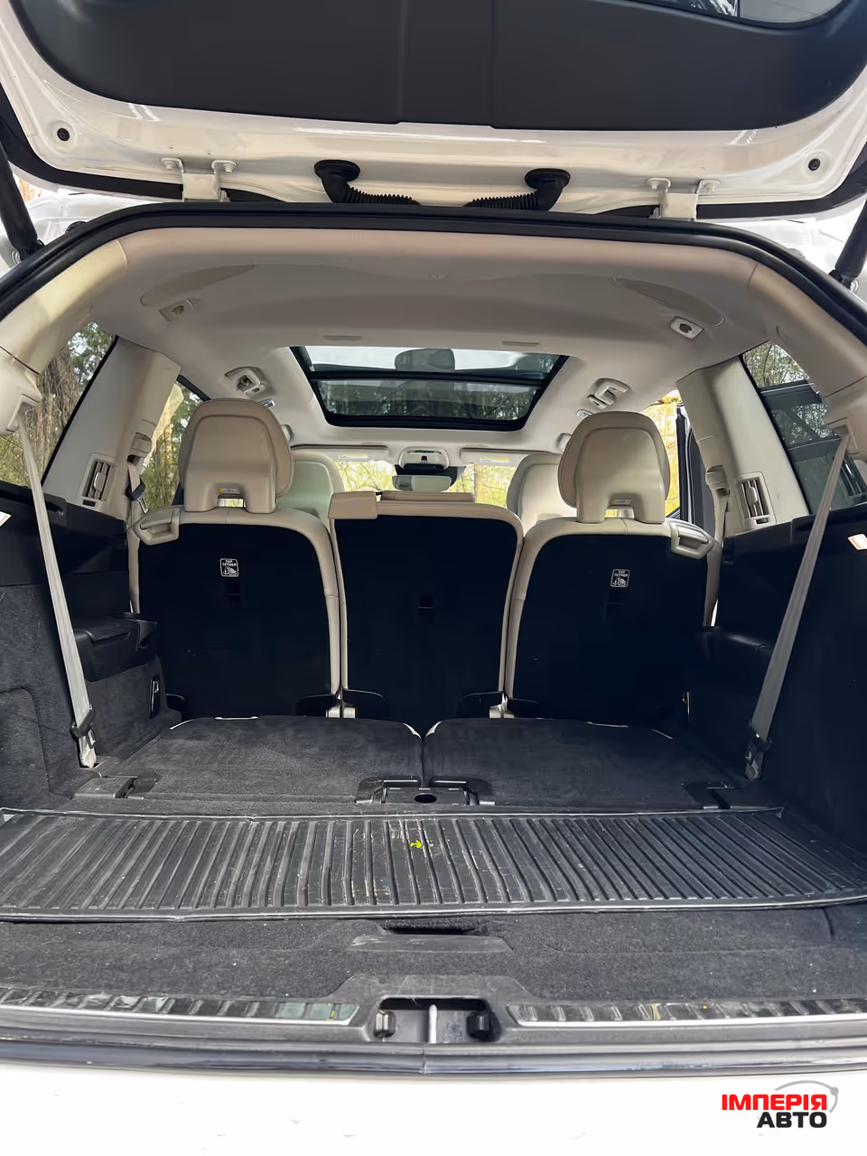 Volvo XC90 - фото 16