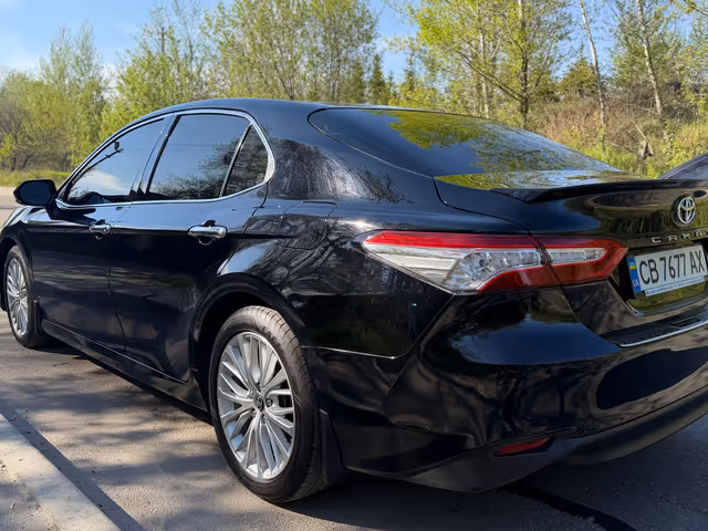 Toyota Camry - фото 5
