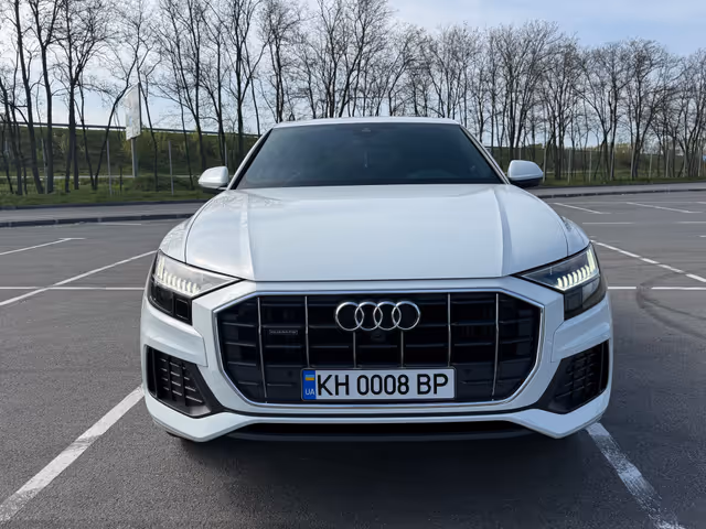 Audi Q8 - фото 2