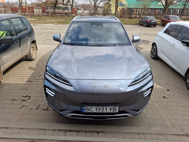 BYD Song Plus - фото 1