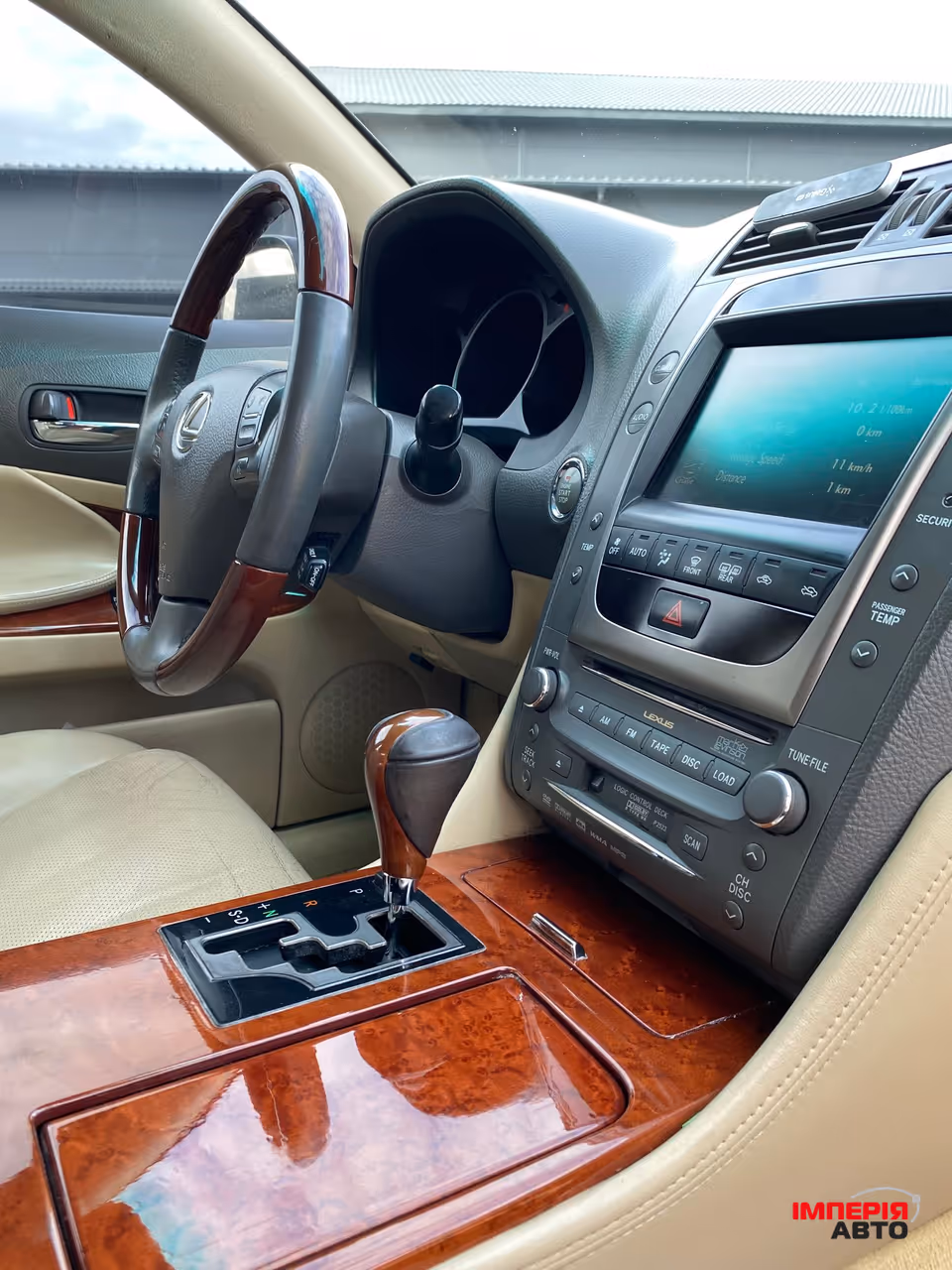 Lexus GS - фото 28