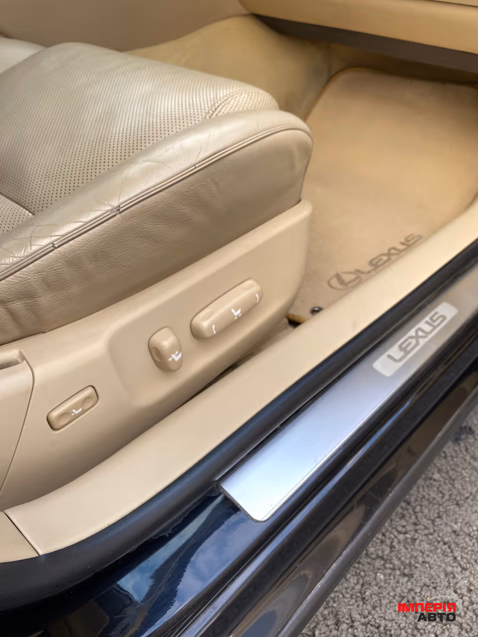 Lexus GS - фото 29