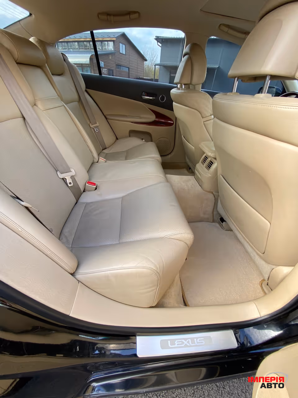 Lexus GS - фото 24
