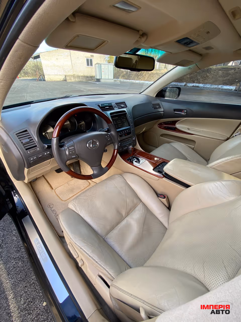 Lexus GS - фото 13