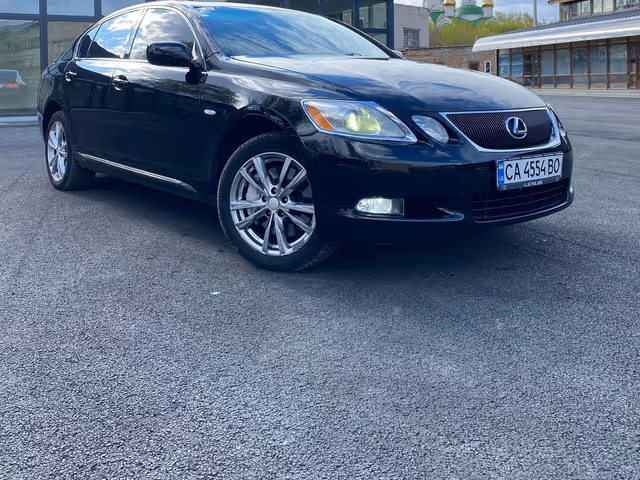 Lexus GS - фото 1