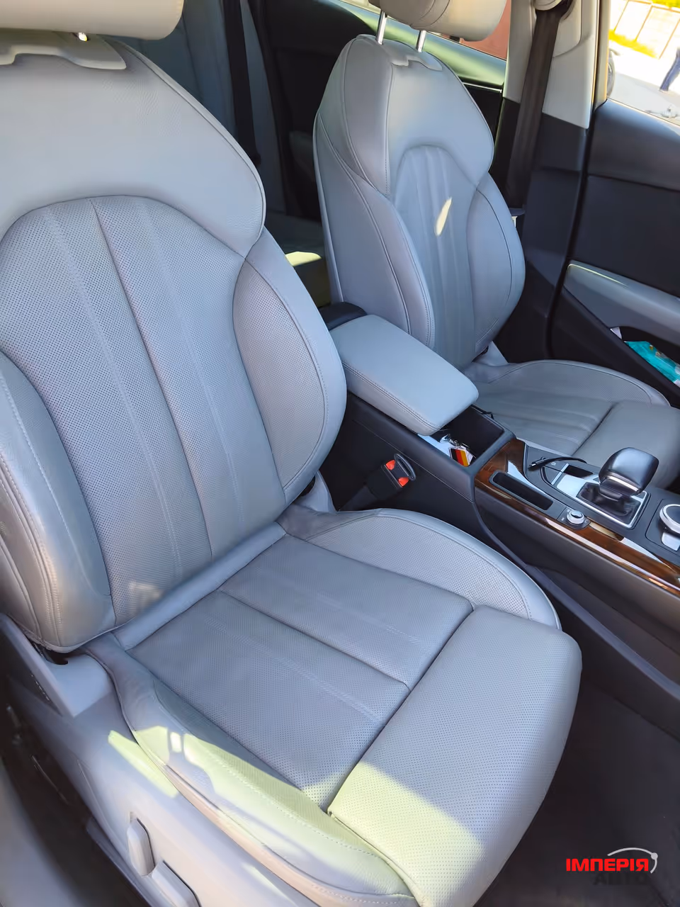 Audi A4 - фото 97