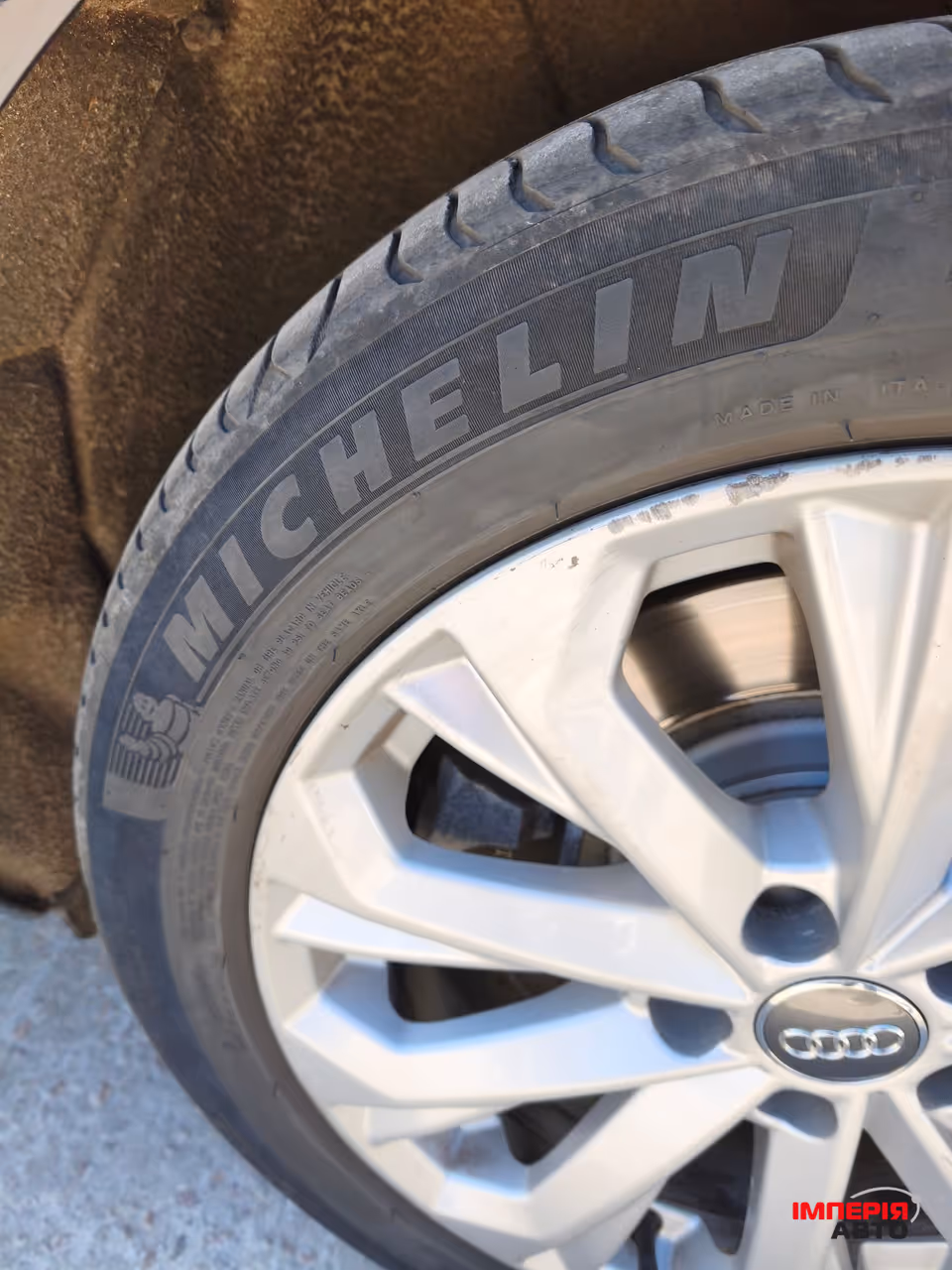 Audi A4 - фото 28