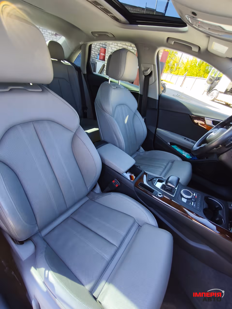 Audi A4 - фото 70