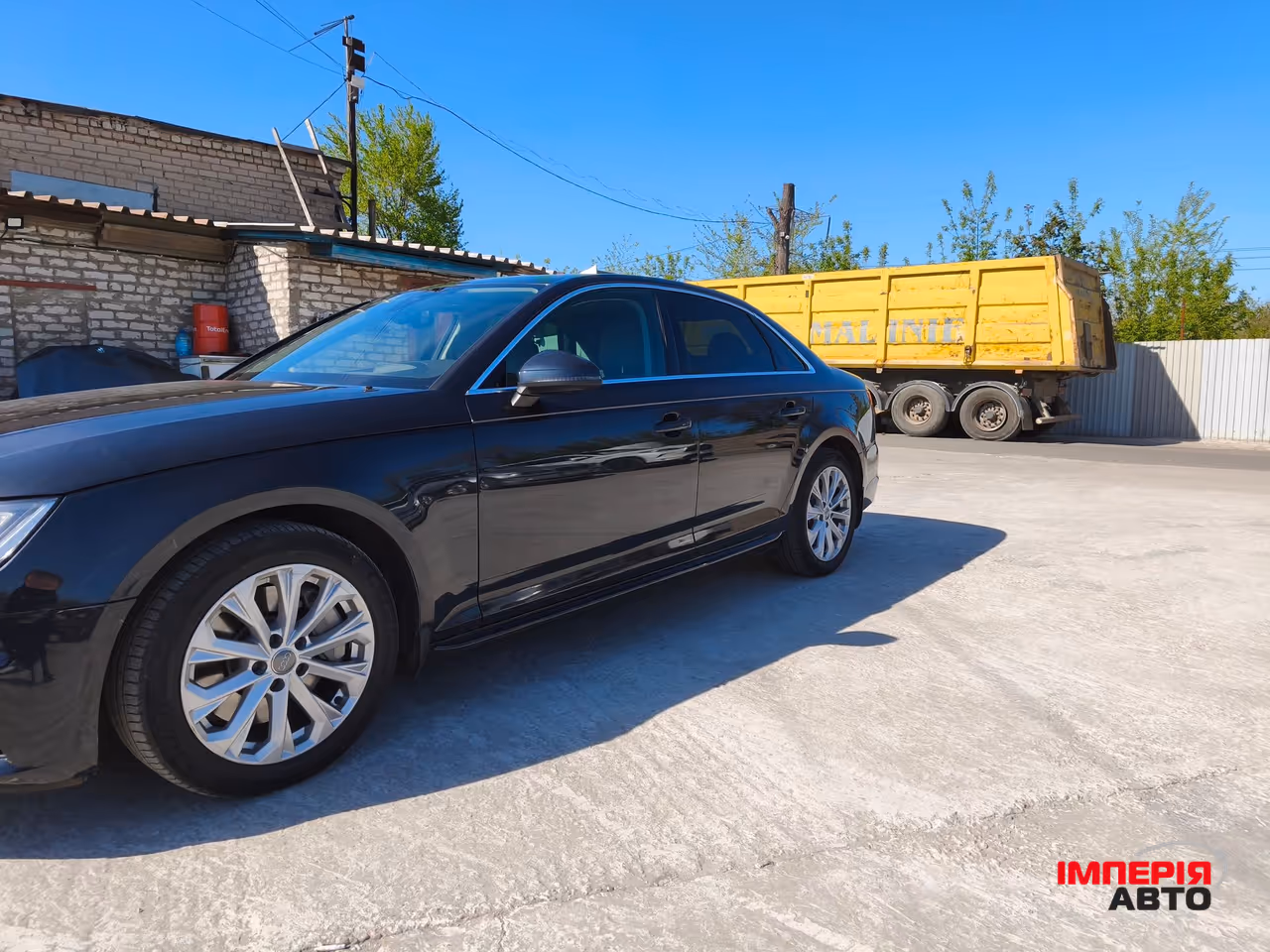 Audi A4 - фото 14