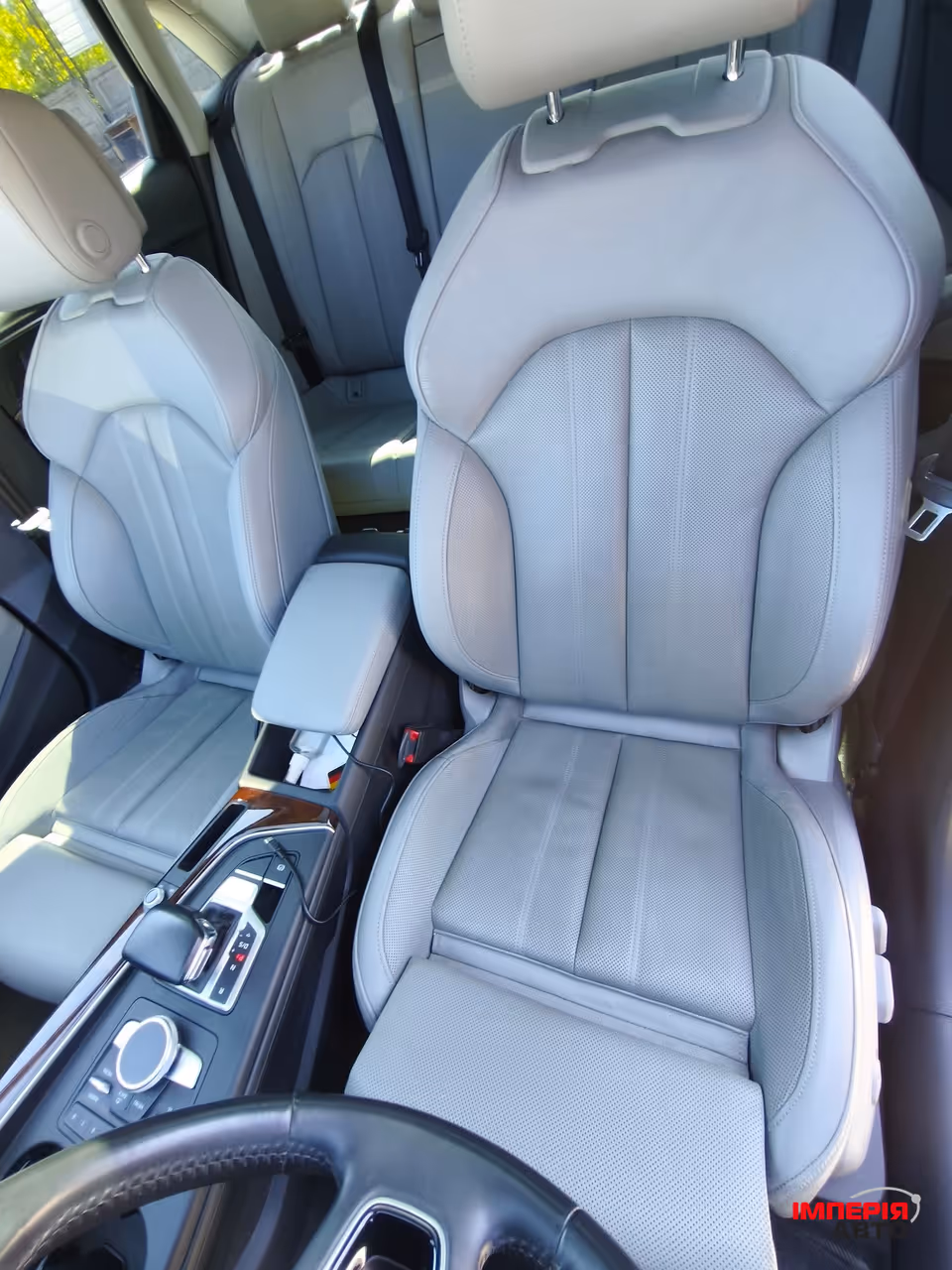 Audi A4 - фото 98