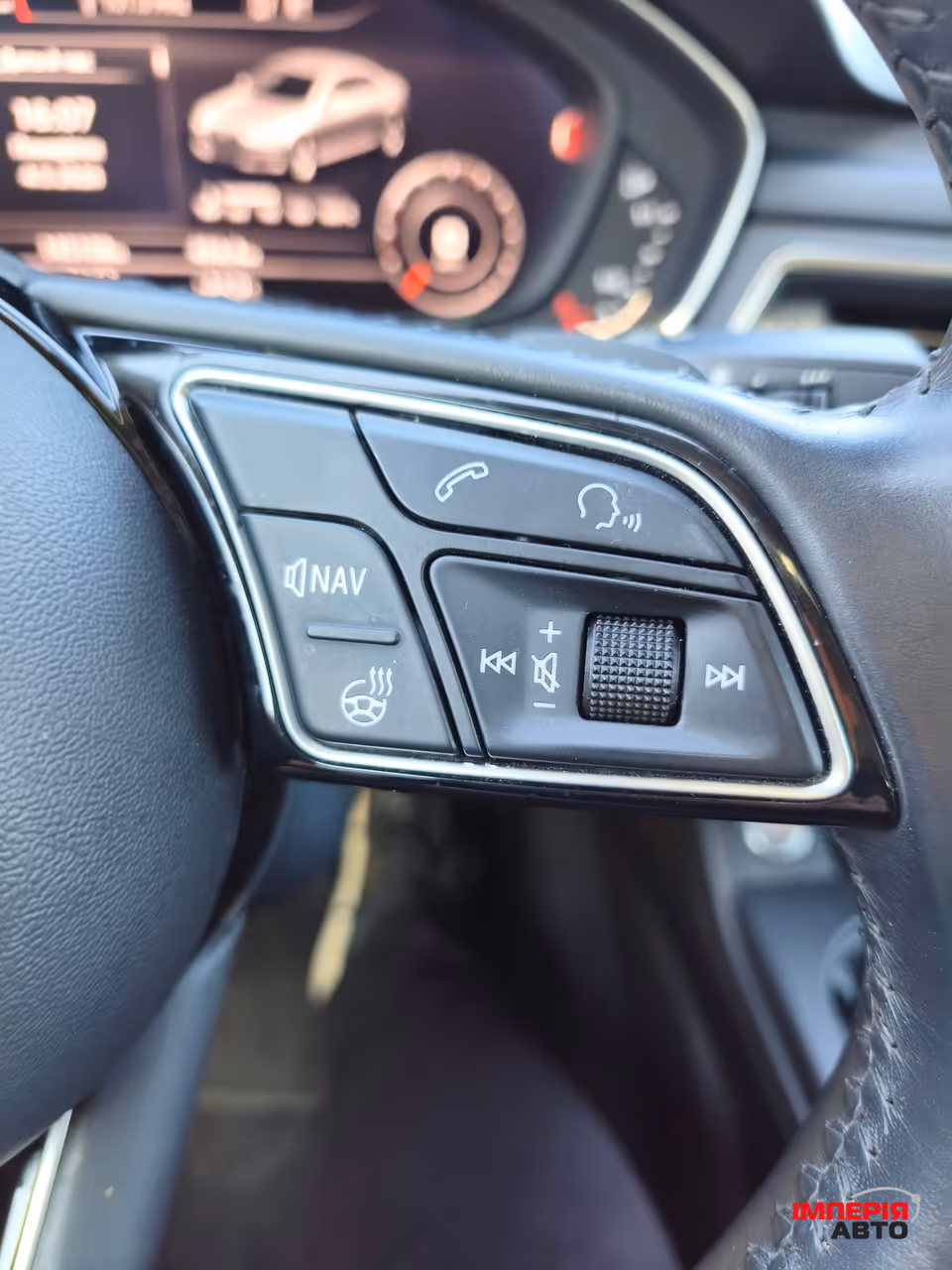 Audi A4 - фото 49