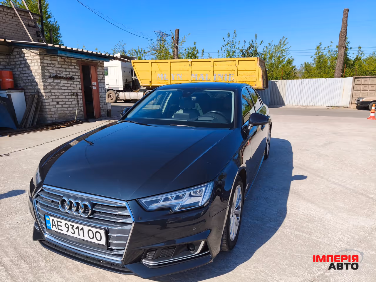 Audi A4 - фото 17