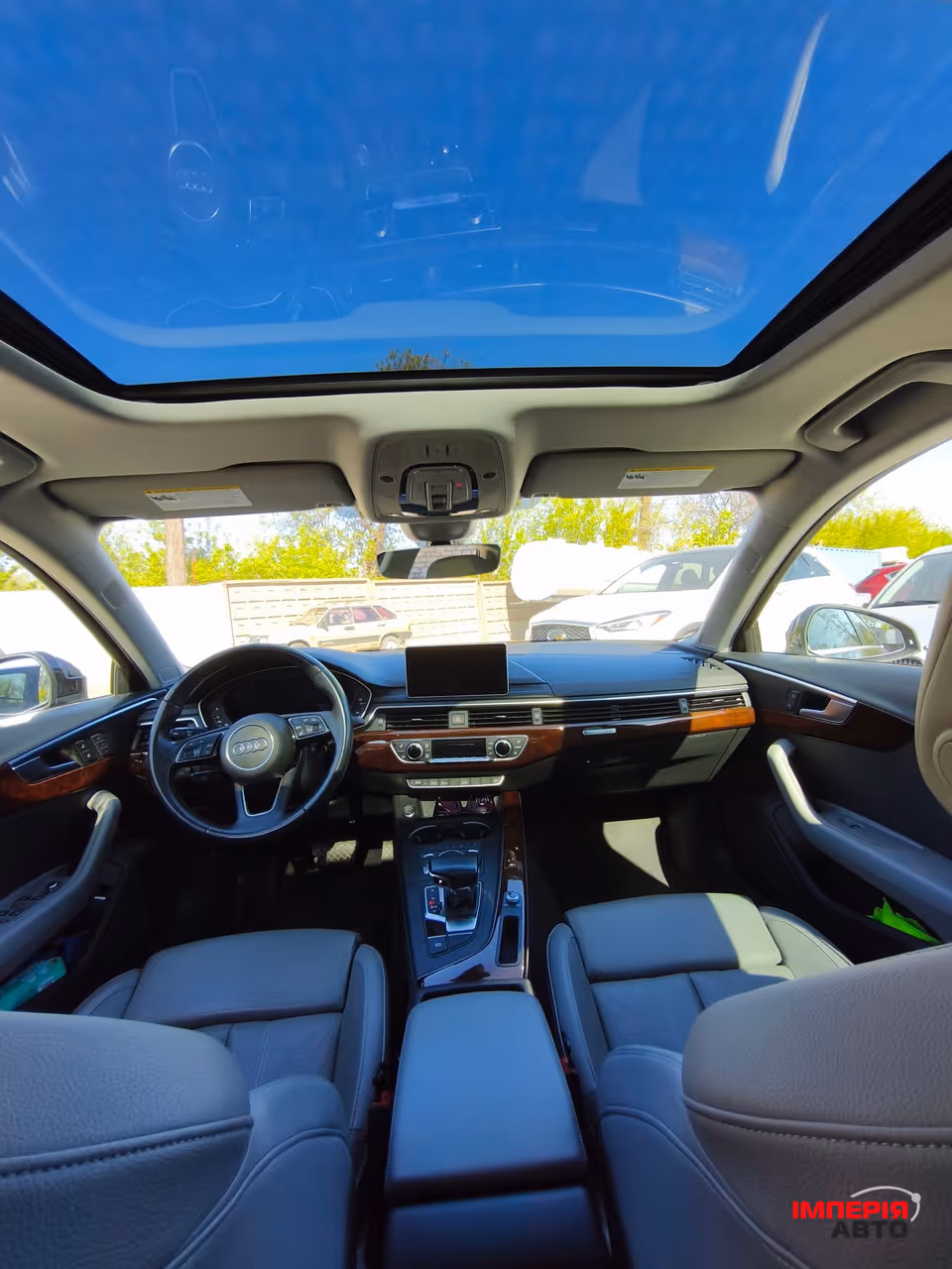 Audi A4 - фото 3