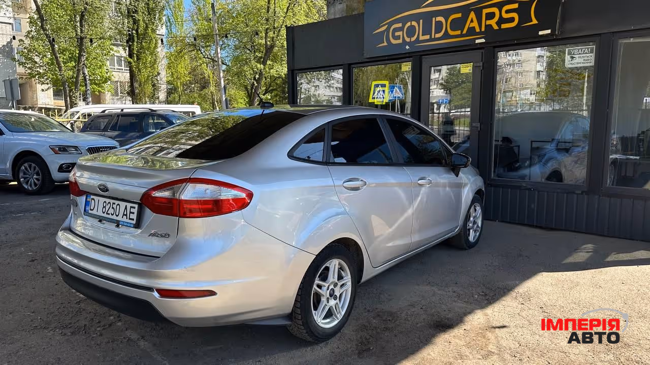 Ford Fiesta - фото 7