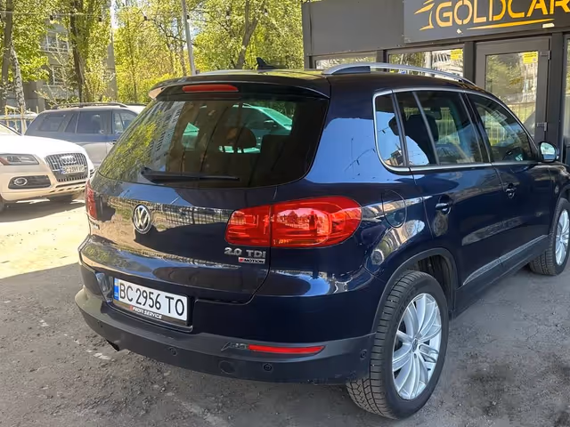Volkswagen Tiguan - фото 3
