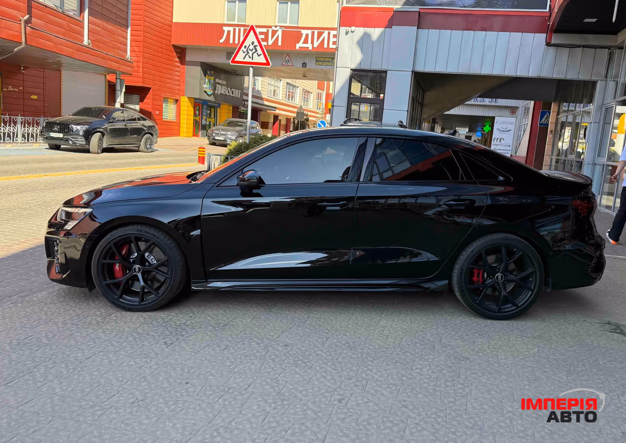 Audi RS 3 - фото 10