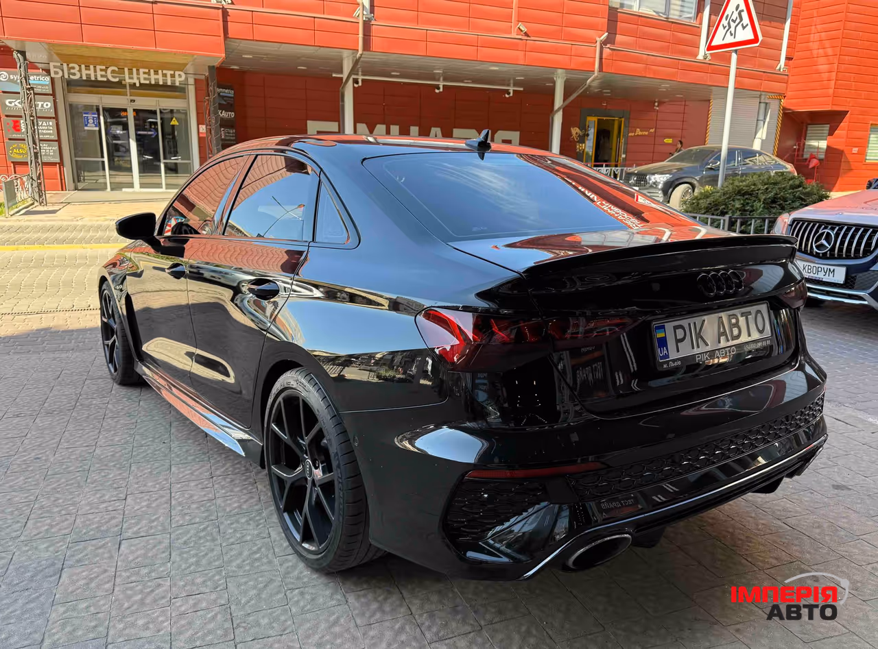Audi RS 3 - фото 9