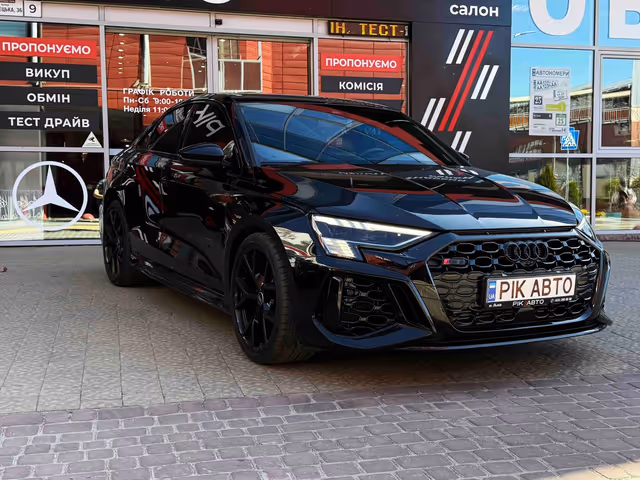 Audi RS 3 - фото 5