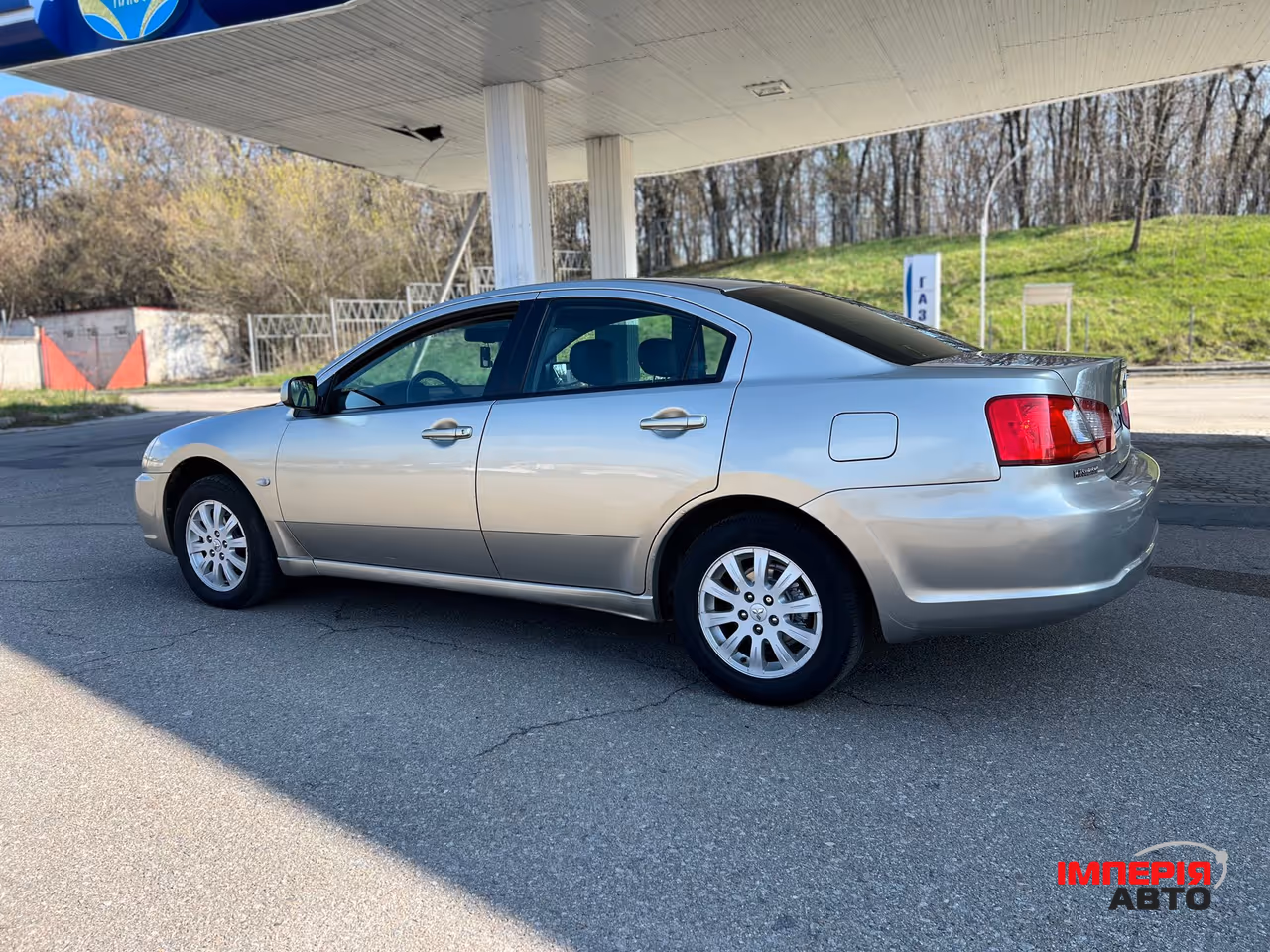 Mitsubishi Galant - фото 5