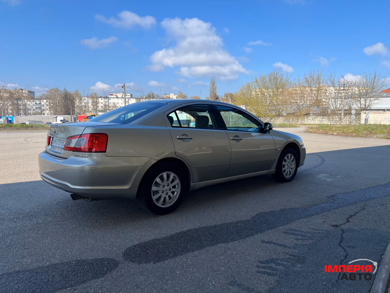 Mitsubishi Galant - фото 3