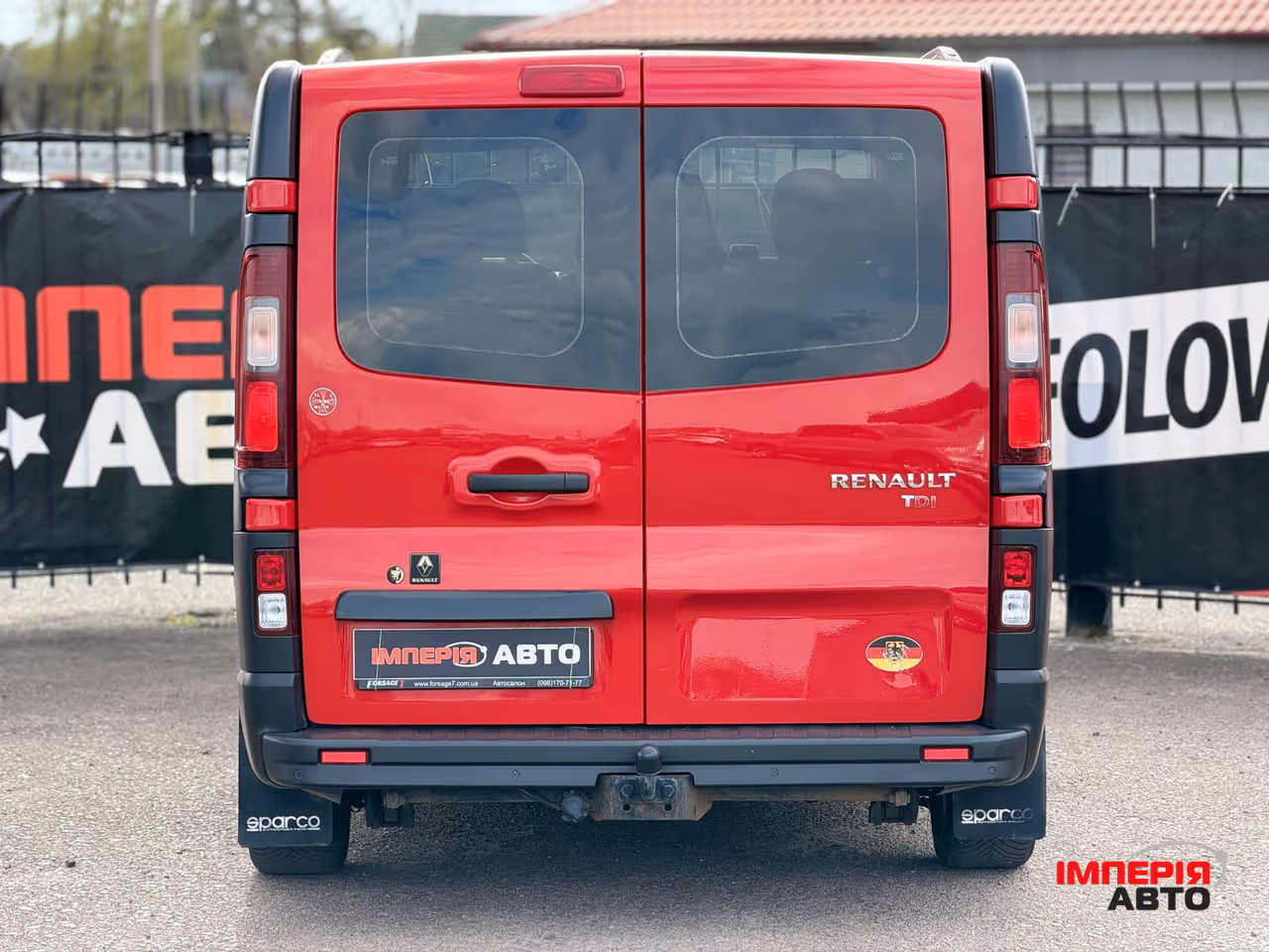 Renault Trafic - фото 4