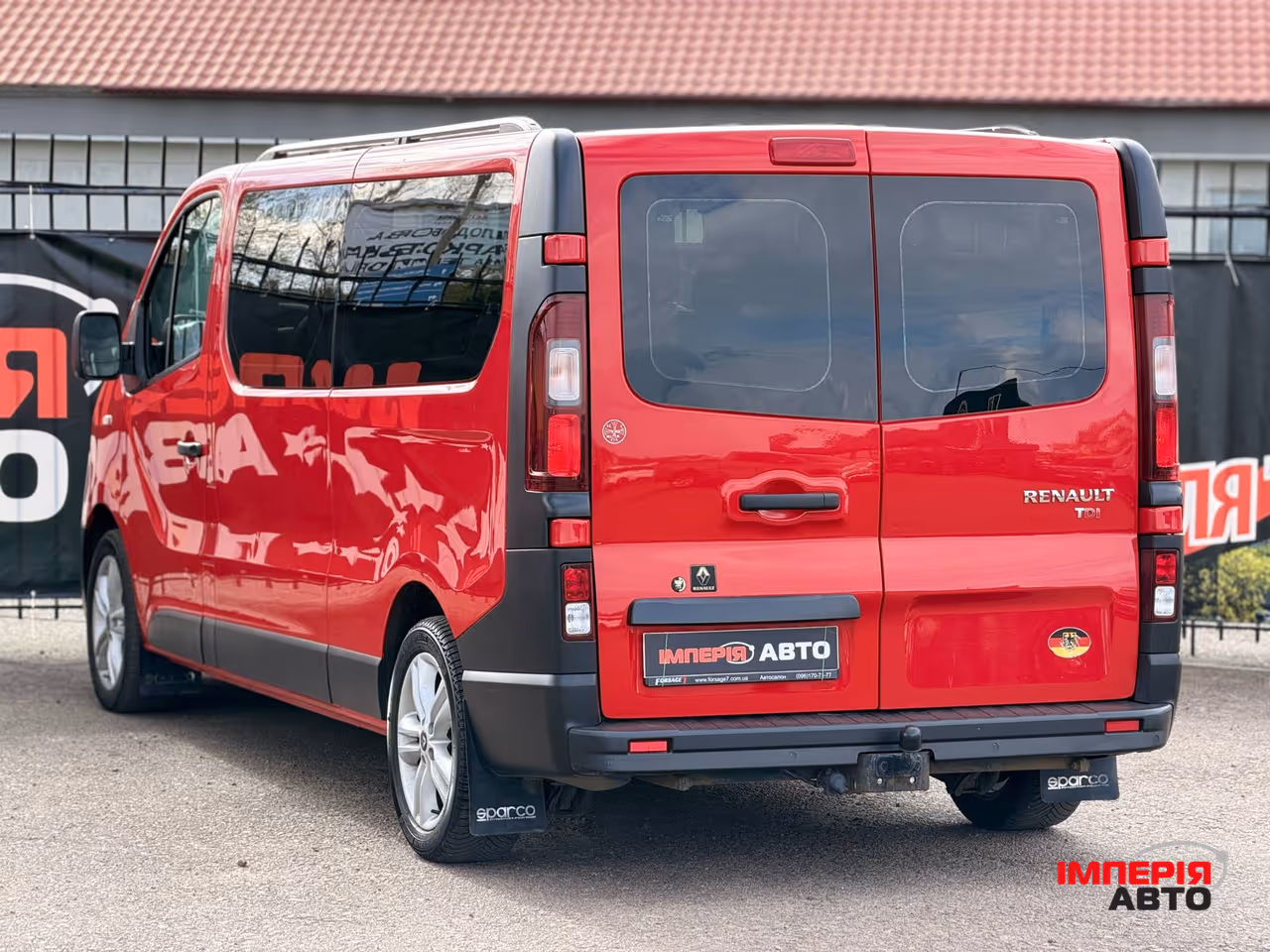 Renault Trafic - фото 3