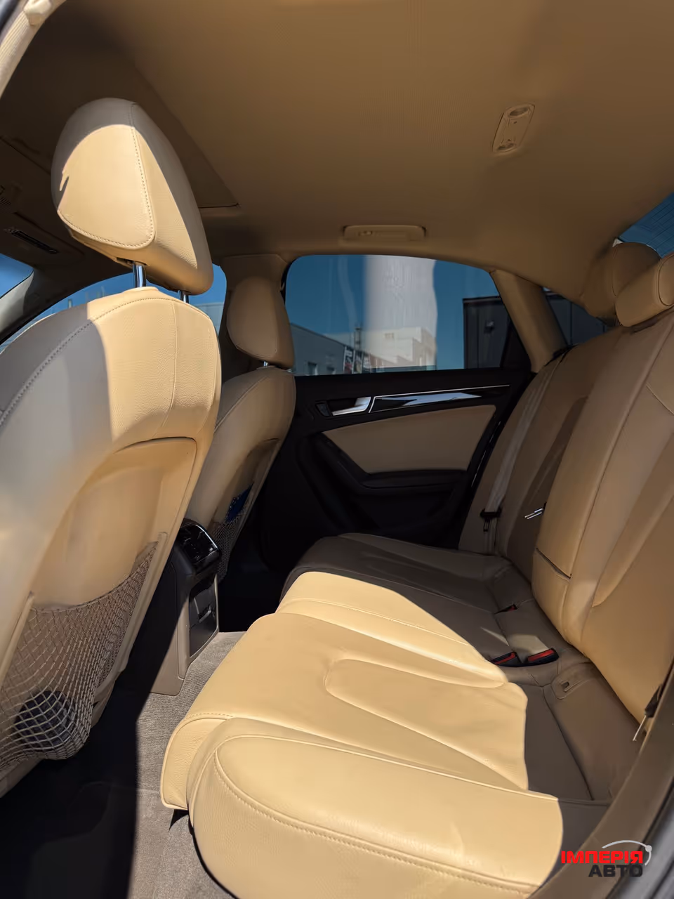 Audi A4 - фото 9