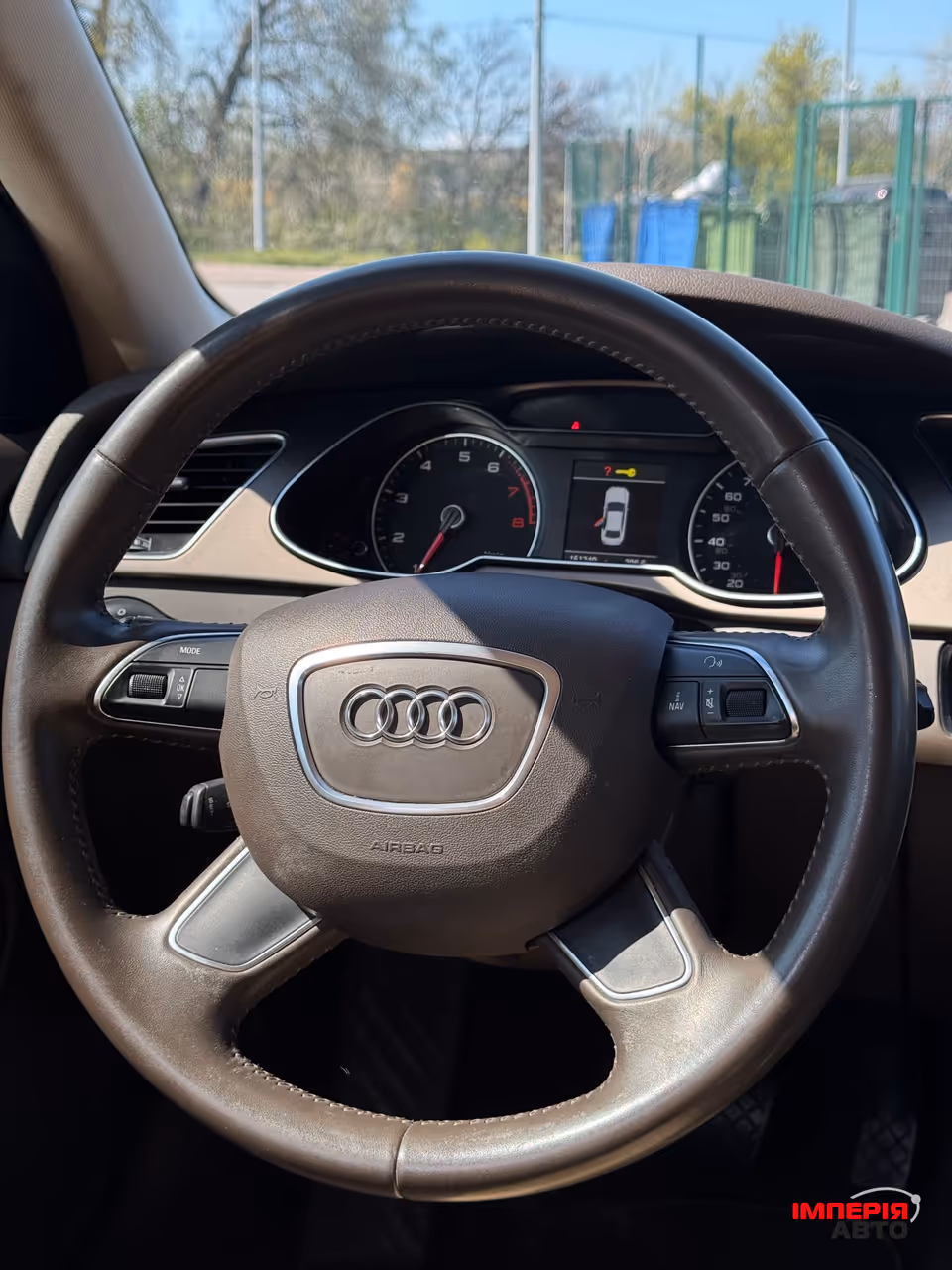 Audi A4 - фото 13