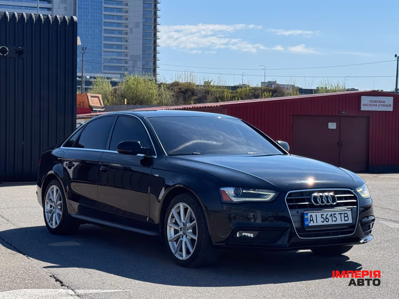 Audi A4 - фото 3