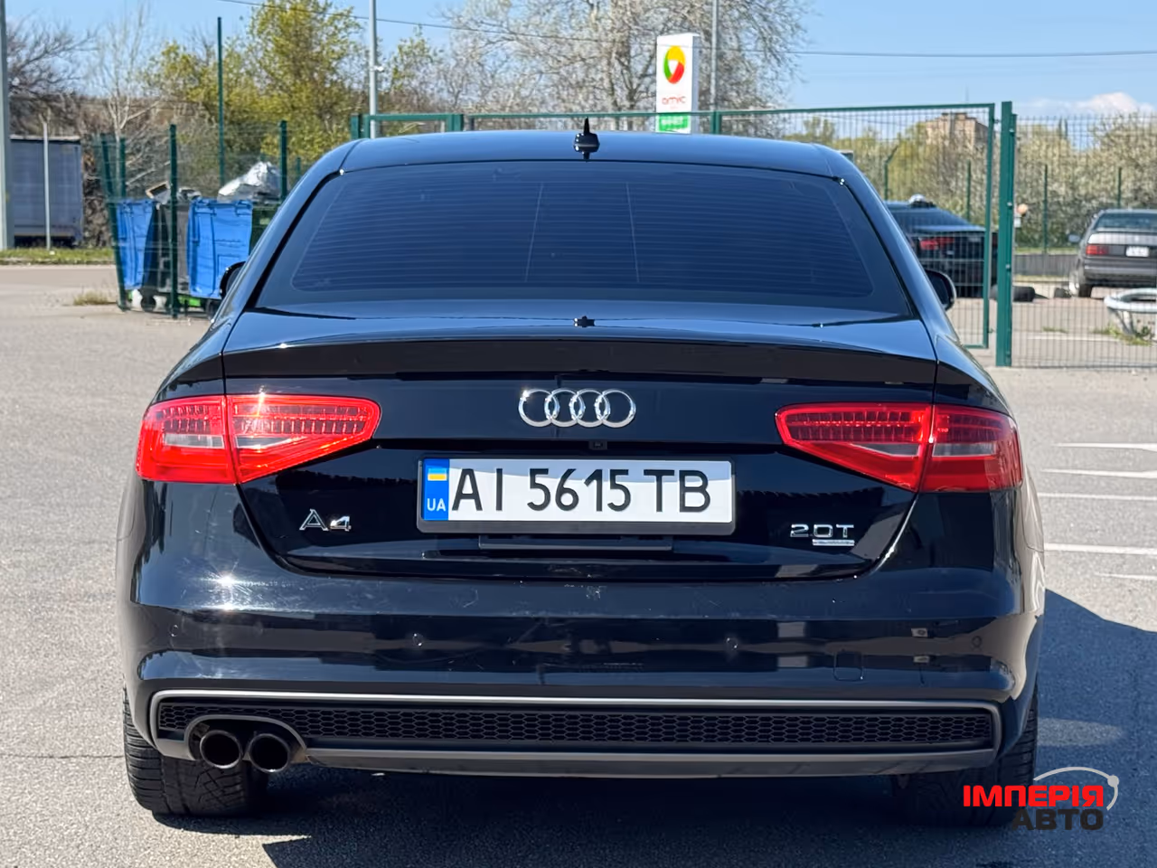 Audi A4 - фото 5