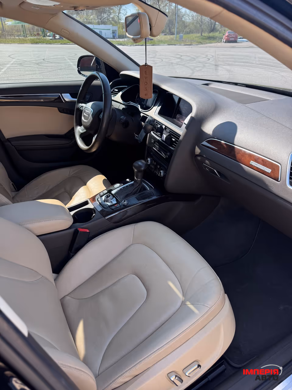 Audi A4 - фото 18