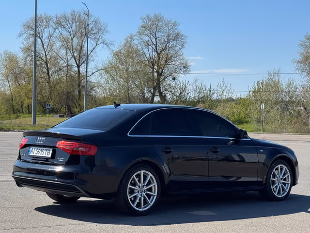 Audi A4 - фото 4